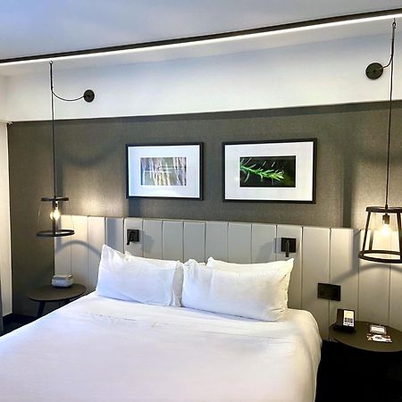Hotel Bonaventure Монреал Екстериор снимка