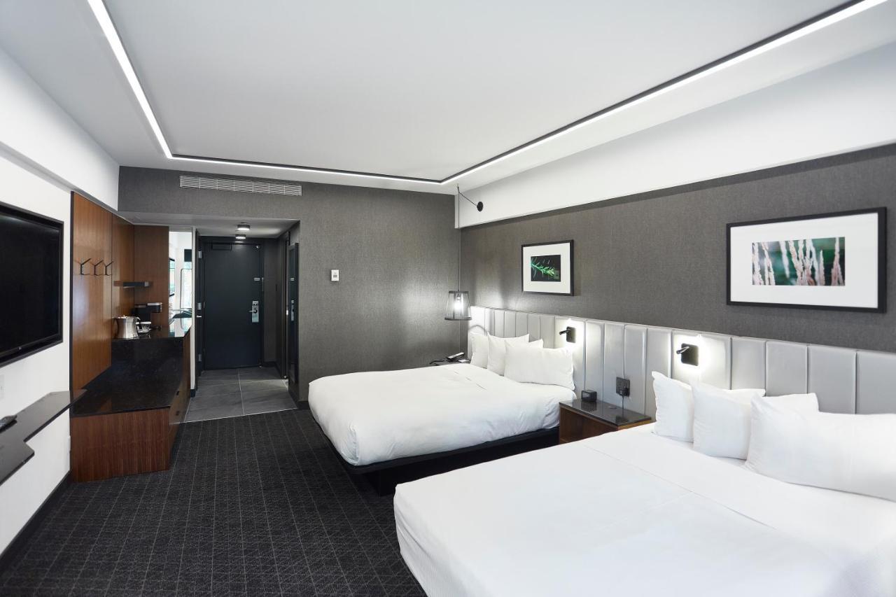 Hotel Bonaventure Монреал Екстериор снимка