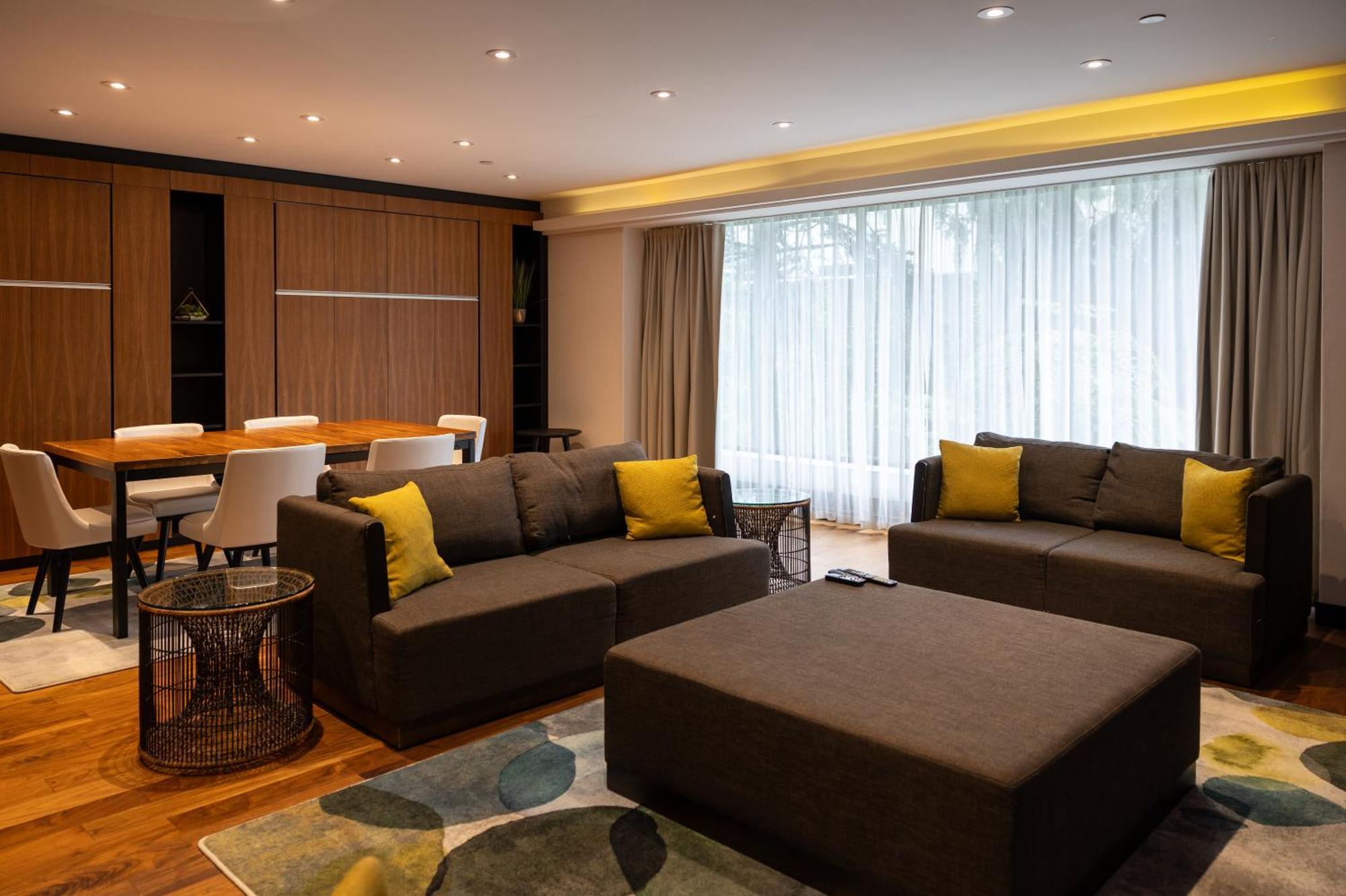 Hotel Bonaventure Монреал Екстериор снимка