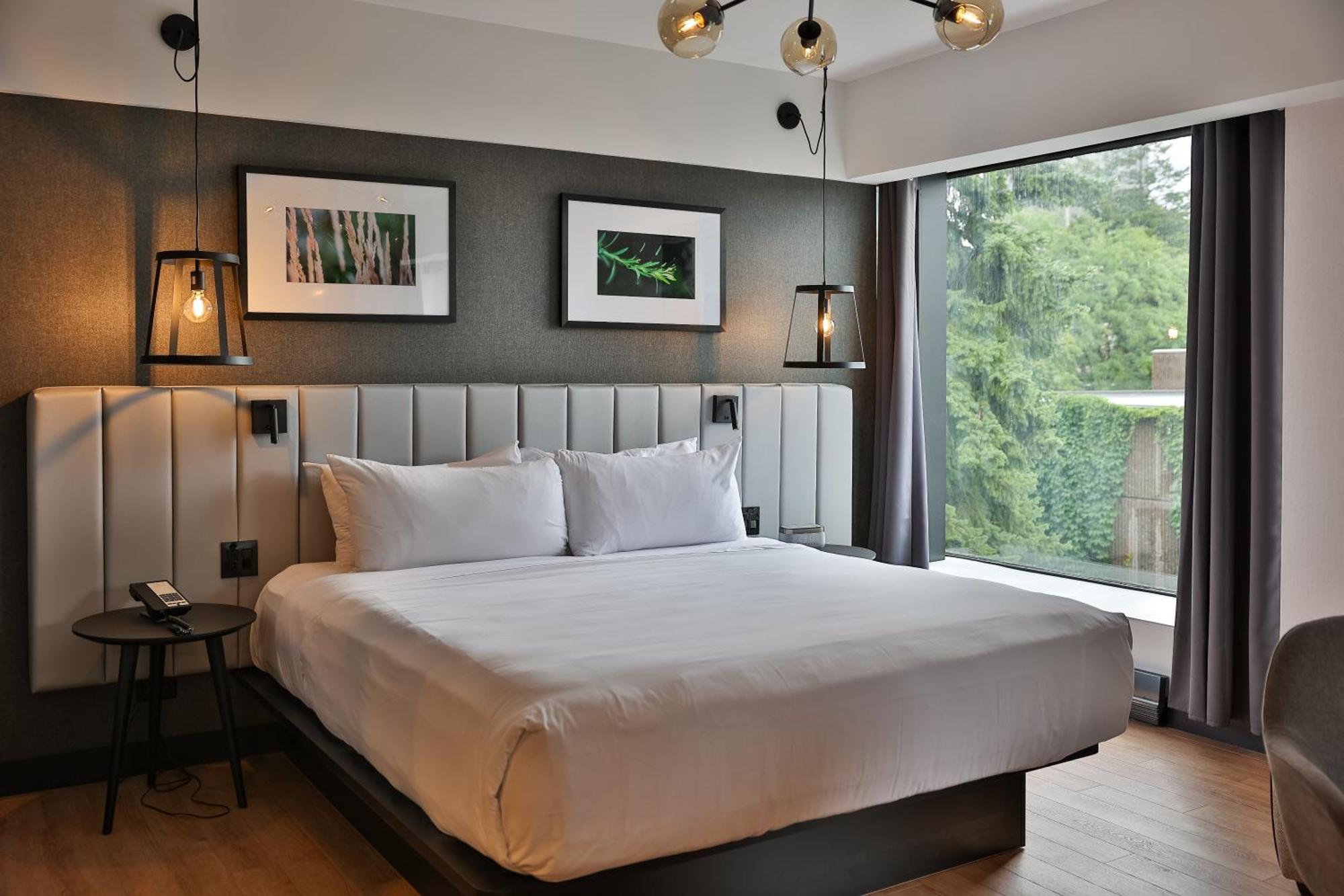Hotel Bonaventure Монреал Екстериор снимка