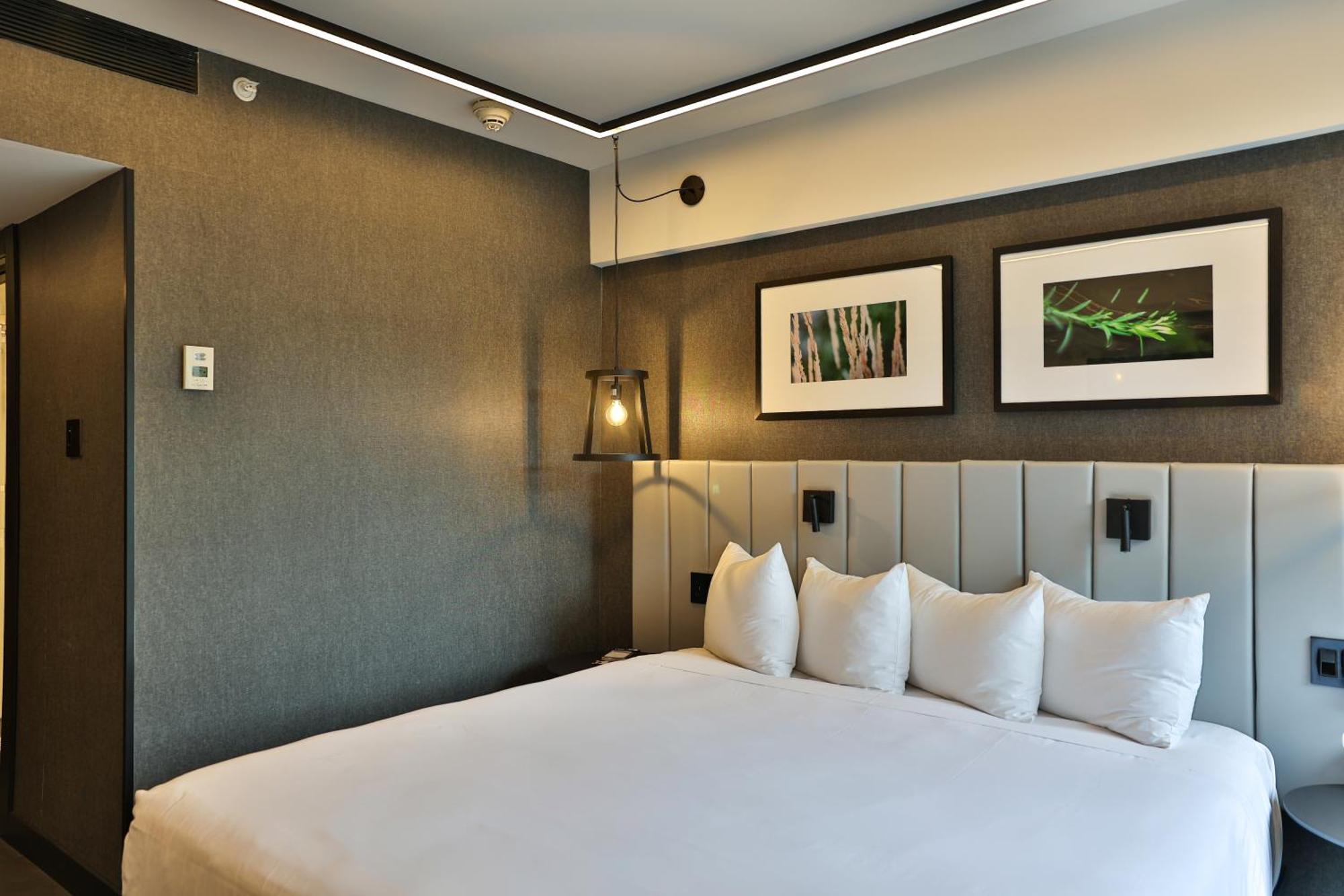 Hotel Bonaventure Монреал Екстериор снимка