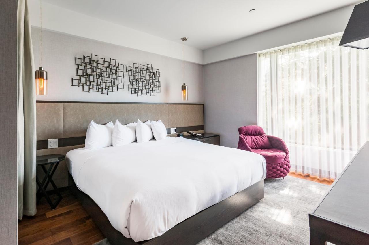Hotel Bonaventure Монреал Екстериор снимка